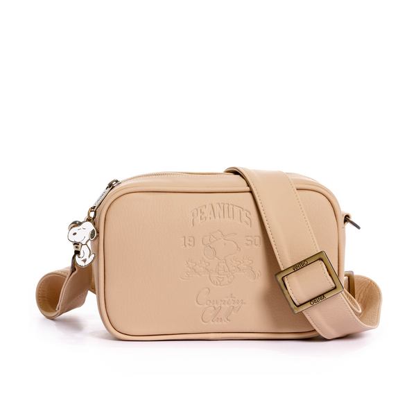 Bolso para mujer con cargadera Snoopy fabricado en PVC con detalles en repujado de snoopy y dije de snoopy se con cargadera para hombros