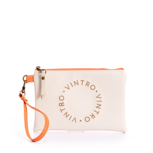 cosmetiquera pequeña, fabricado en pvc con pulsera, y bordado, color naranja