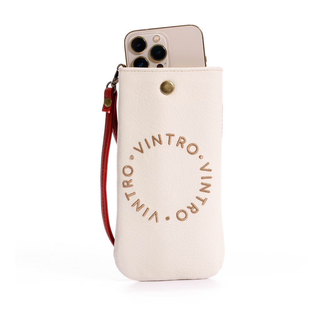 estuche para gafas o celular en color solido, fabricado en pvc, con pulsera y bordado color durazno