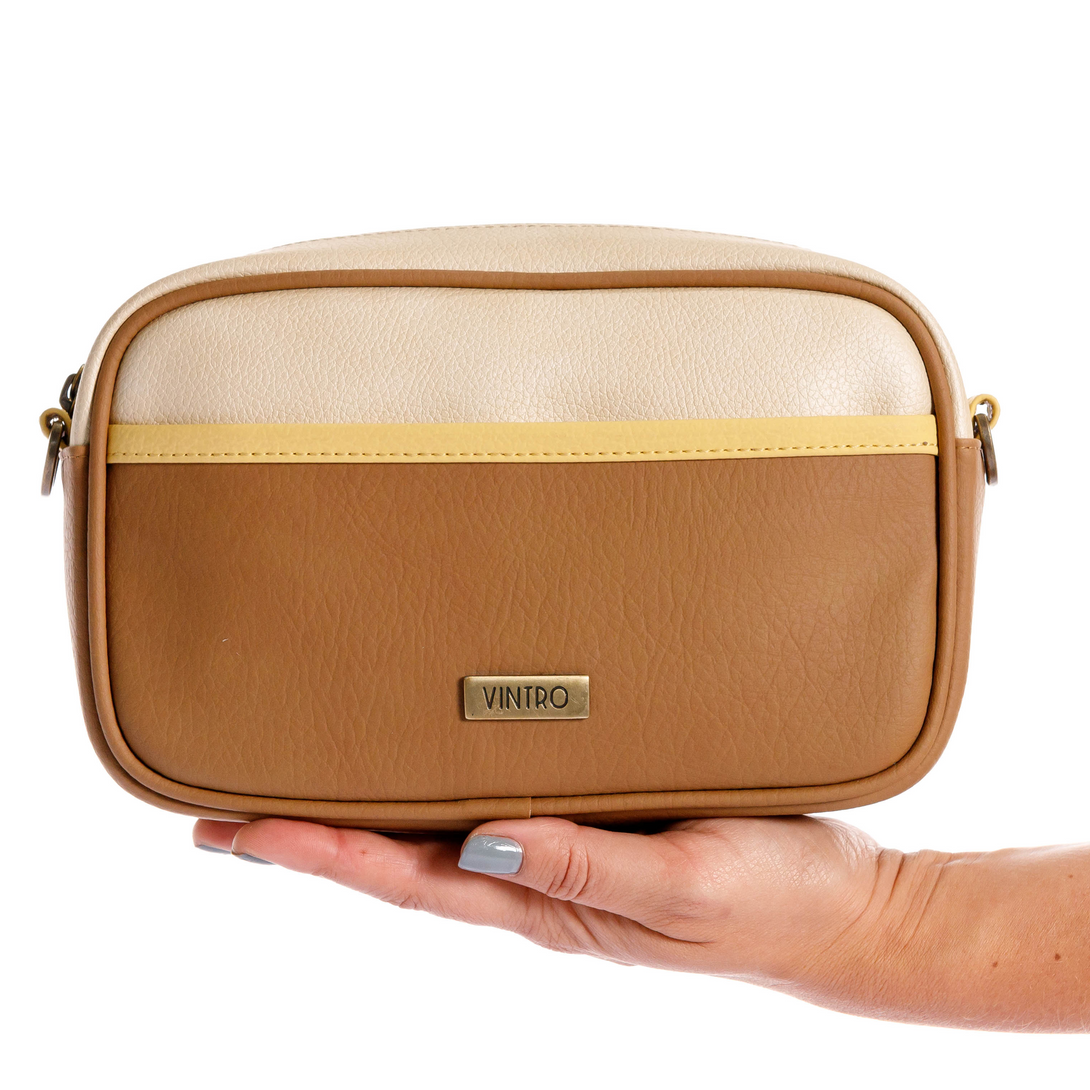 manos libes solido para mujer, fabricado en pvc con correa, en color café con beige