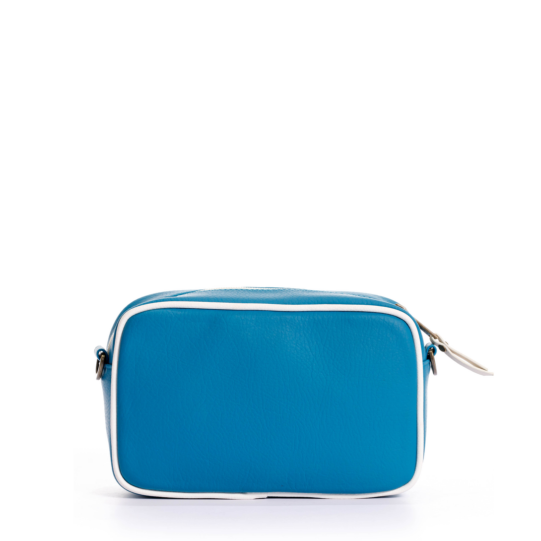 manos libes solido para mujer, fabricado en pvc con correa, en color azul hortensia