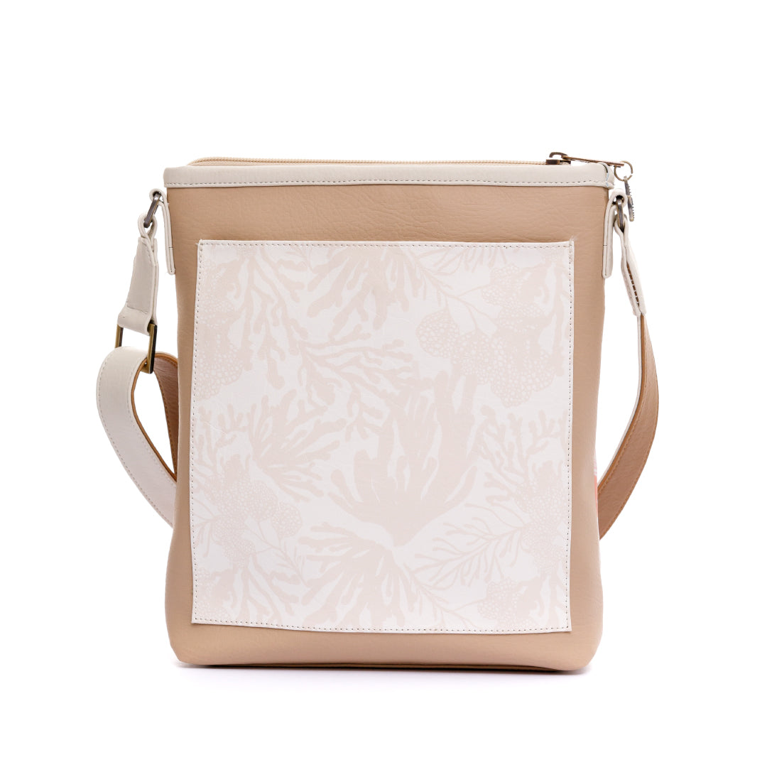 MANOS LIBRES PARA MUJER CHIPRE NARANJA EN CUERO VEGANO CON BOLSILLO EXTERNO