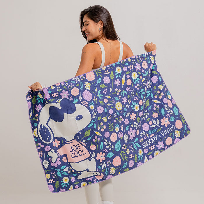 TOALLA DE MICROFIBRA PARA MUJER SNOOPY FLORES