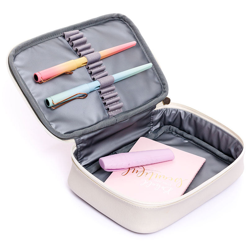 COSMETIQUERA PARA MUJER ESTONIA PRINT ROSADO EN CUERO VEGANO