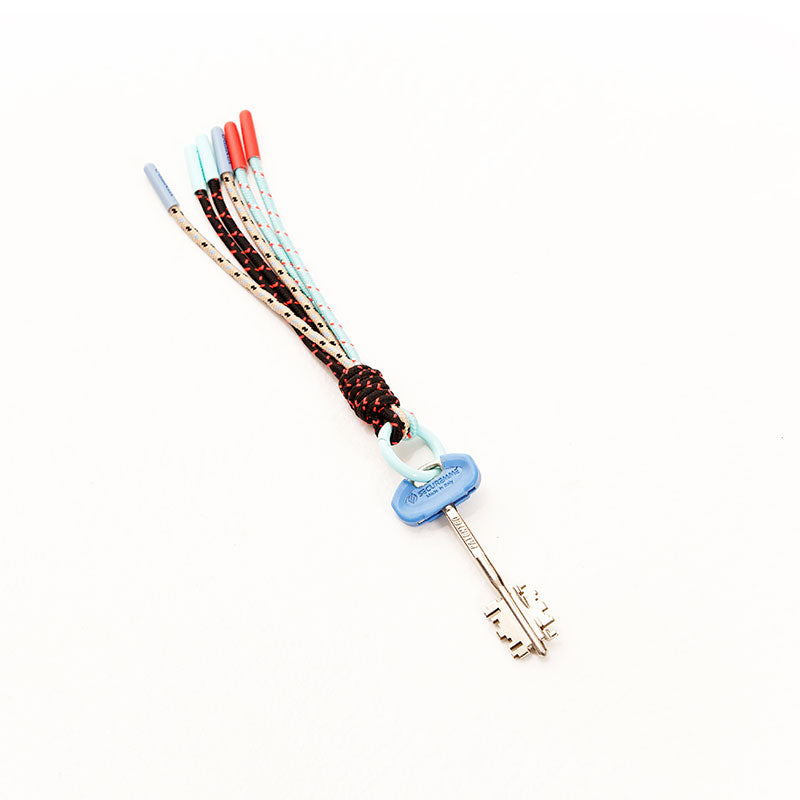 LLAVERO VERDE MENTA LARGO